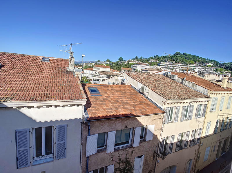 Appartement - 75 m² - 3 pièces