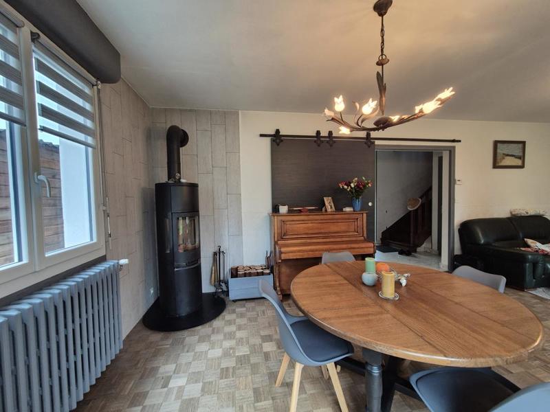 Maison - 135 m² - 6 pièces