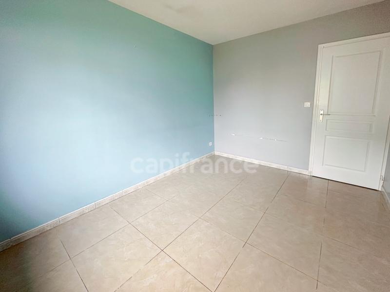 Maison - 93 m² - 5 pièces