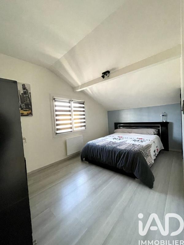 Maison - 93 m² - 5 pièces