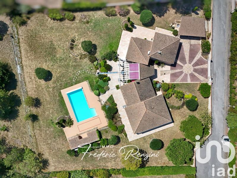 Maison - 155 m² - 6 pièces