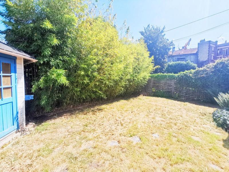 Pavillon - 202 m² - 9 pièces