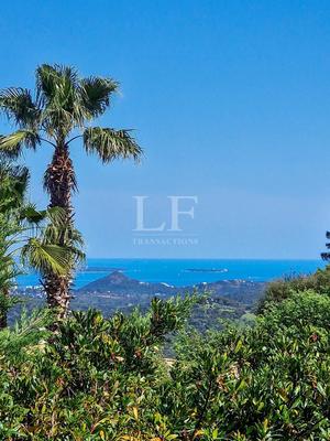 Villa - 179 m² - 5 pièces