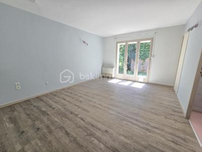 Appartement - 84 m² - 3 pièces