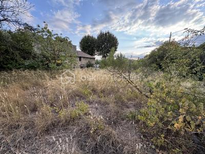 Terrain industriel - 1 160 m²