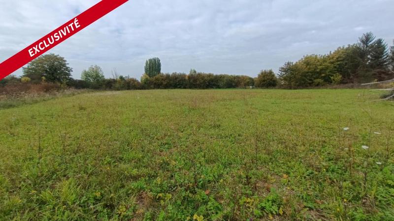 Terrain constructible - 5 165 m²