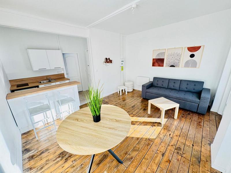 Studio - 24 m² - 1 pièce