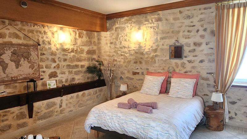 Maison - 320 m² - 11 pièces