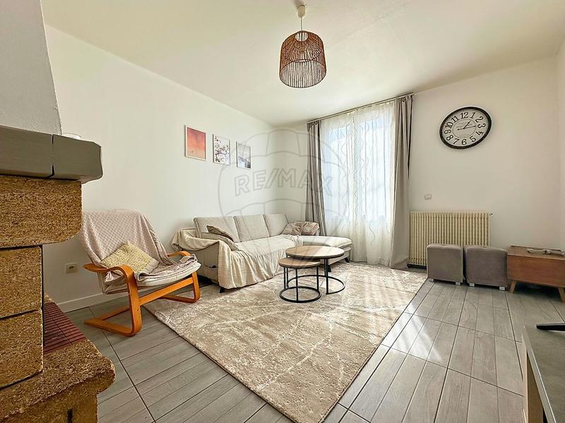 Maison - 140 m² - 6 pièces