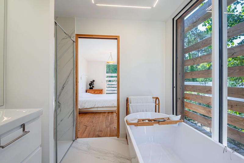 Maison contemporaine - 220 m² - 7 pièces