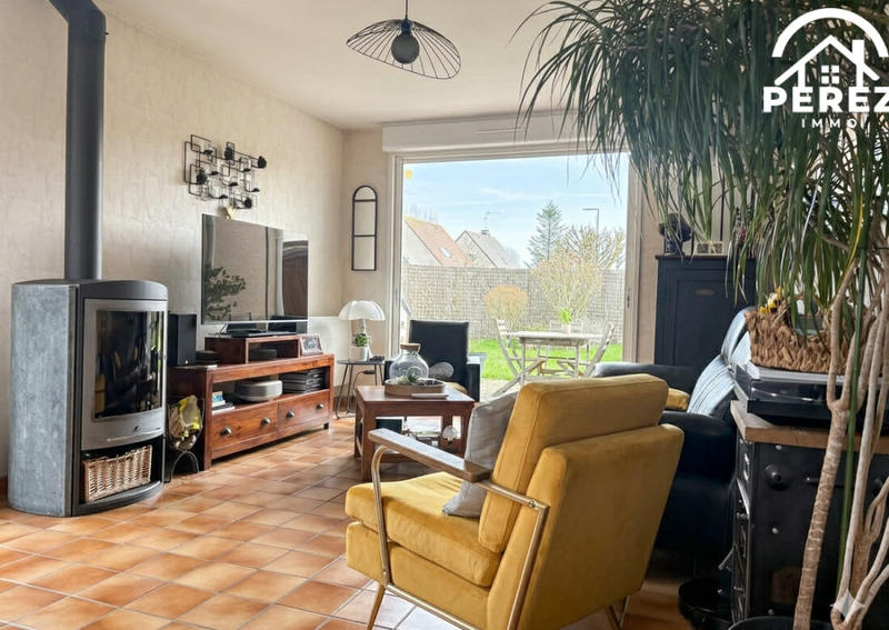 Maison - 93 m² - 5 pièces