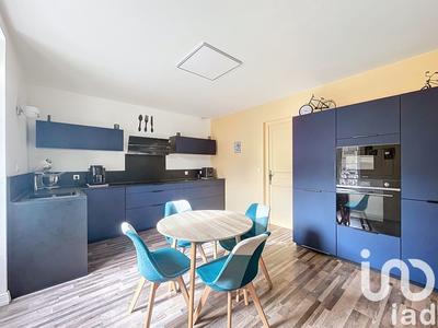 Maison - 273 m² - 10 pièces