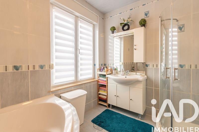 Maison - 105 m² - 6 pièces