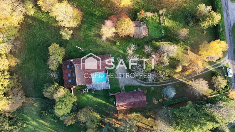 Maison - 138 m² - 6 pièces