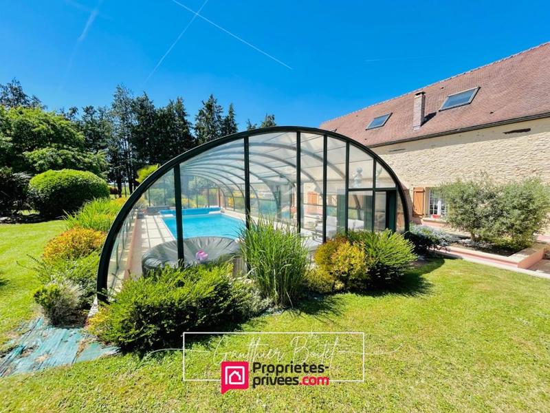Maison - 350 m² - 9 pièces