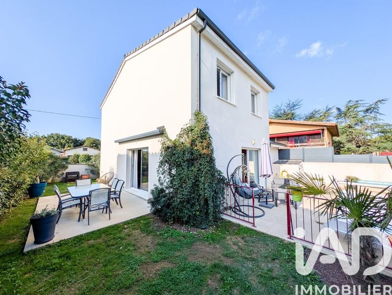 Maison - 94 m² - 4 pièces