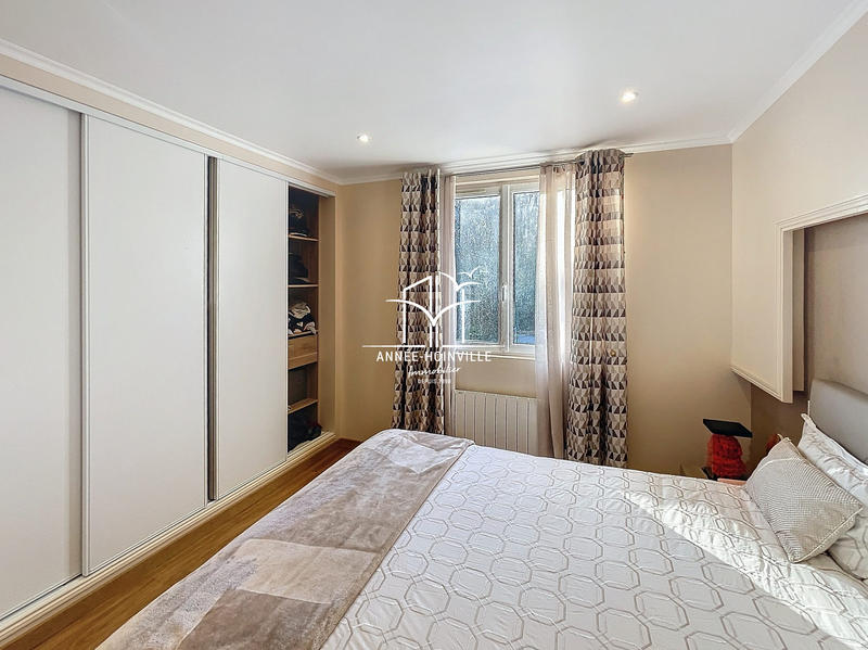 Maison - 133 m² - 6 pièces