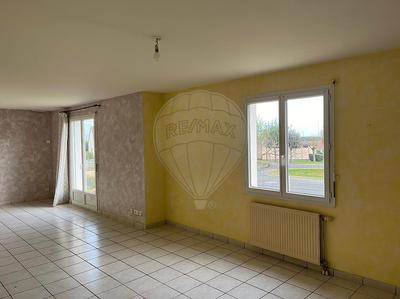 Maison - 110 m² - 5 pièces