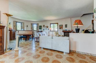 Maison - 298 m² - 10 pièces