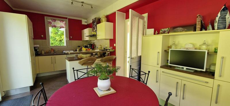 Maison - 265 m² - 4 pièces