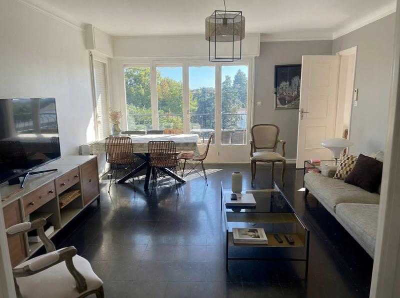 Appartement - 80 m² - 3 pièces