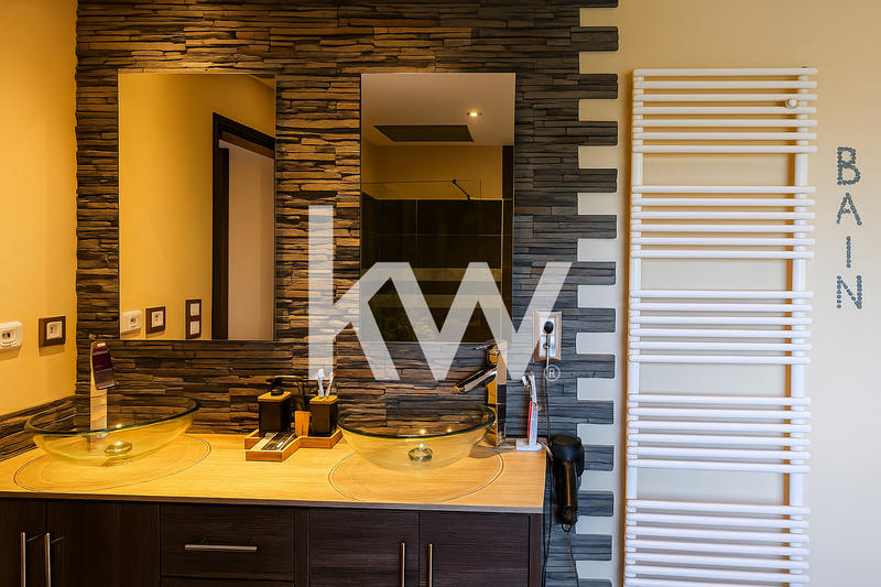 Maison d'architecte - 178 m² - 8 pièces