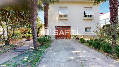 Villa - 160 m² - 6 pièces