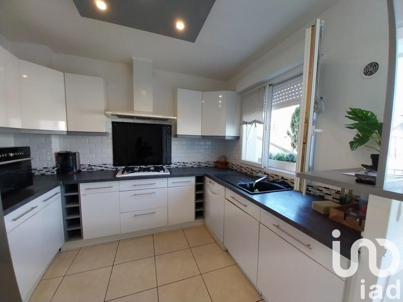 Maison - 95 m² - 6 pièces