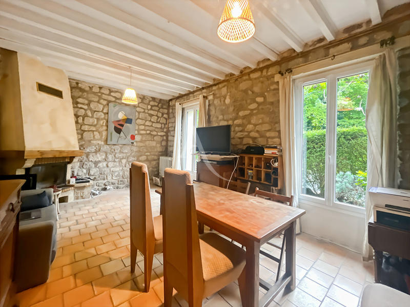 Maison - 202 m² - 6 pièces