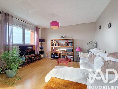 Appartement - 79 m² - 4 pièces