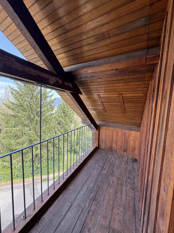 Maison - 250 m² - 7 pièces