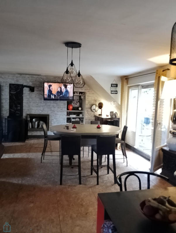 Maison - 450 m² - 10 pièces