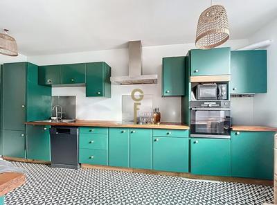 Maison - 127 m² - 6 pièces