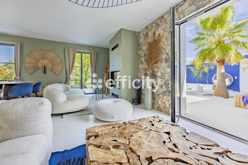 Pavillon - 120 m² - 6 pièces