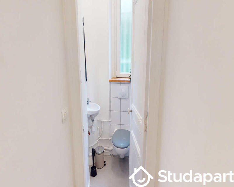 Chambre - 80 m² - 1 pièce