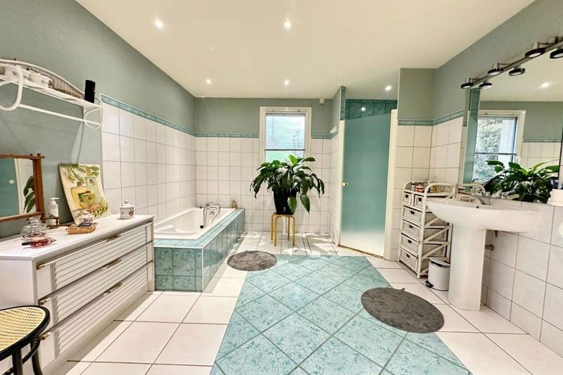 Maison - 176 m² - 5 pièces