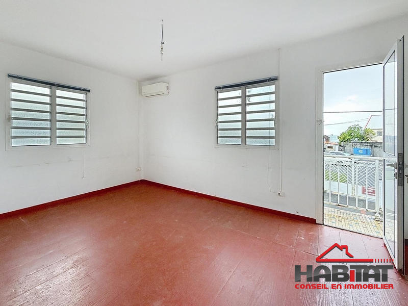 Maison - 106 m² - 4 pièces