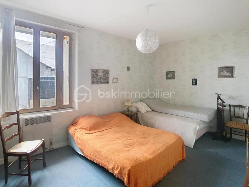 Maison - 241 m² - 6 pièces