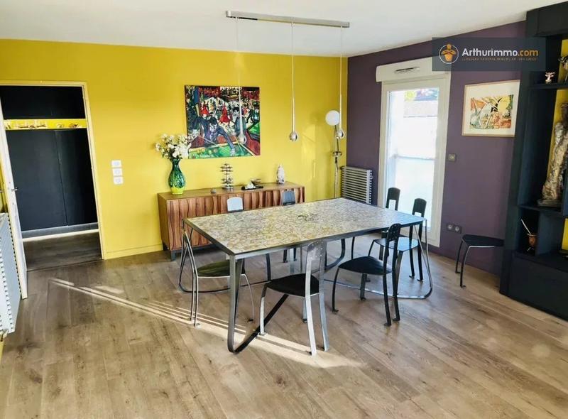 Appartement - 110 m² - 3 pièces