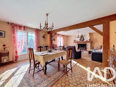 Maison - 164 m² - 7 pièces