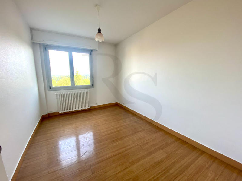 Appartement - 115 m² - 4 pièces