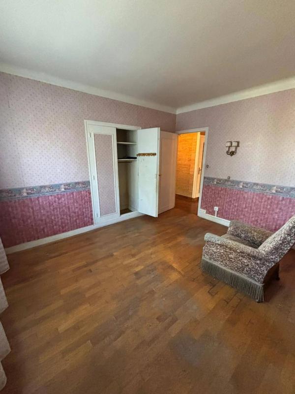 Pavillon - 186 m² - 6 pièces