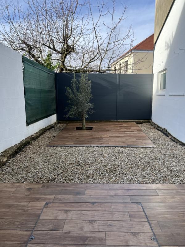 Studio - 24 m² - 1 pièce