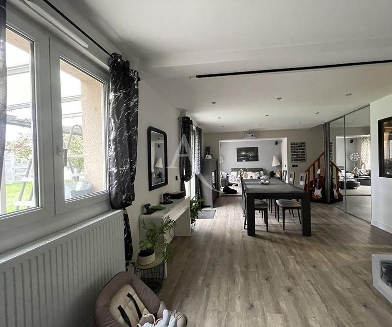 Maison - 138 m² - 7 pièces