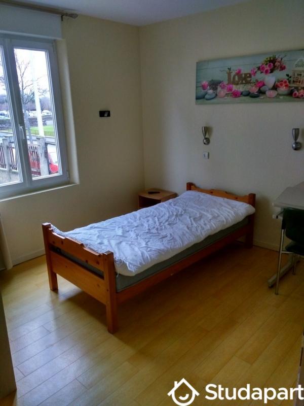 Chambre - 9 m² - 1 pièce