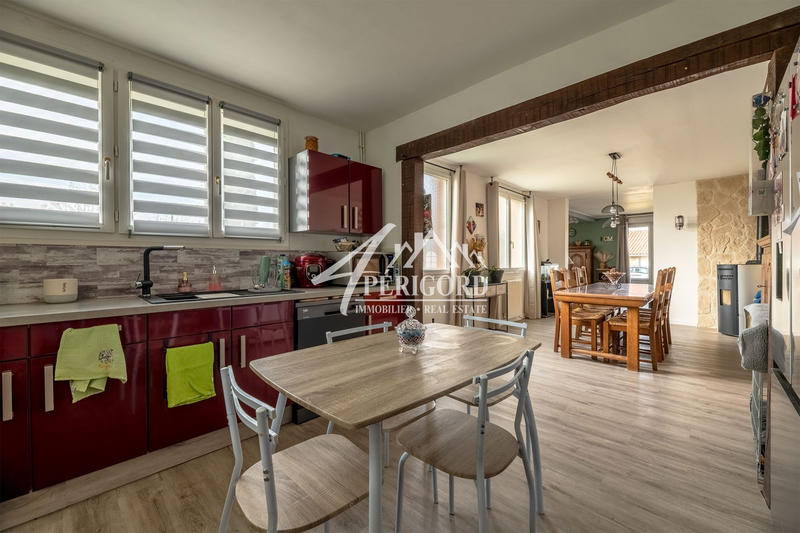 Maison - 118 m² - 7 pièces