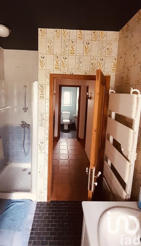 Maison - 206 m² - 9 pièces