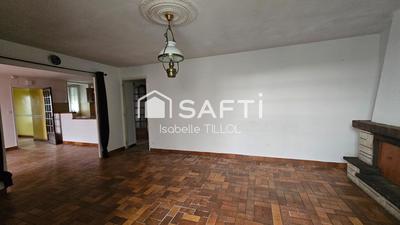 Maison - 280 m² - 10 pièces