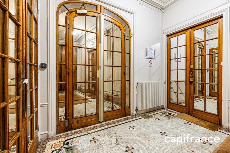 Appartement ancien - 98 m² - 4 pièces