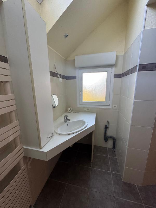 Maison - 175 m² - 8 pièces